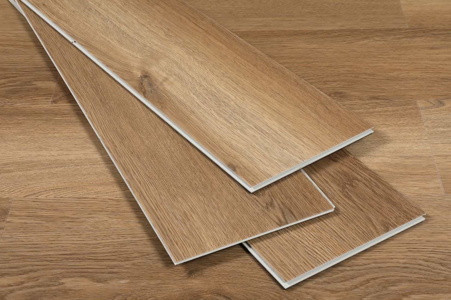 SPC Klick-Vinyl "Landhaus" Eiche warm 18,3x122x0,65 cm matt mit Trittschalldämmung