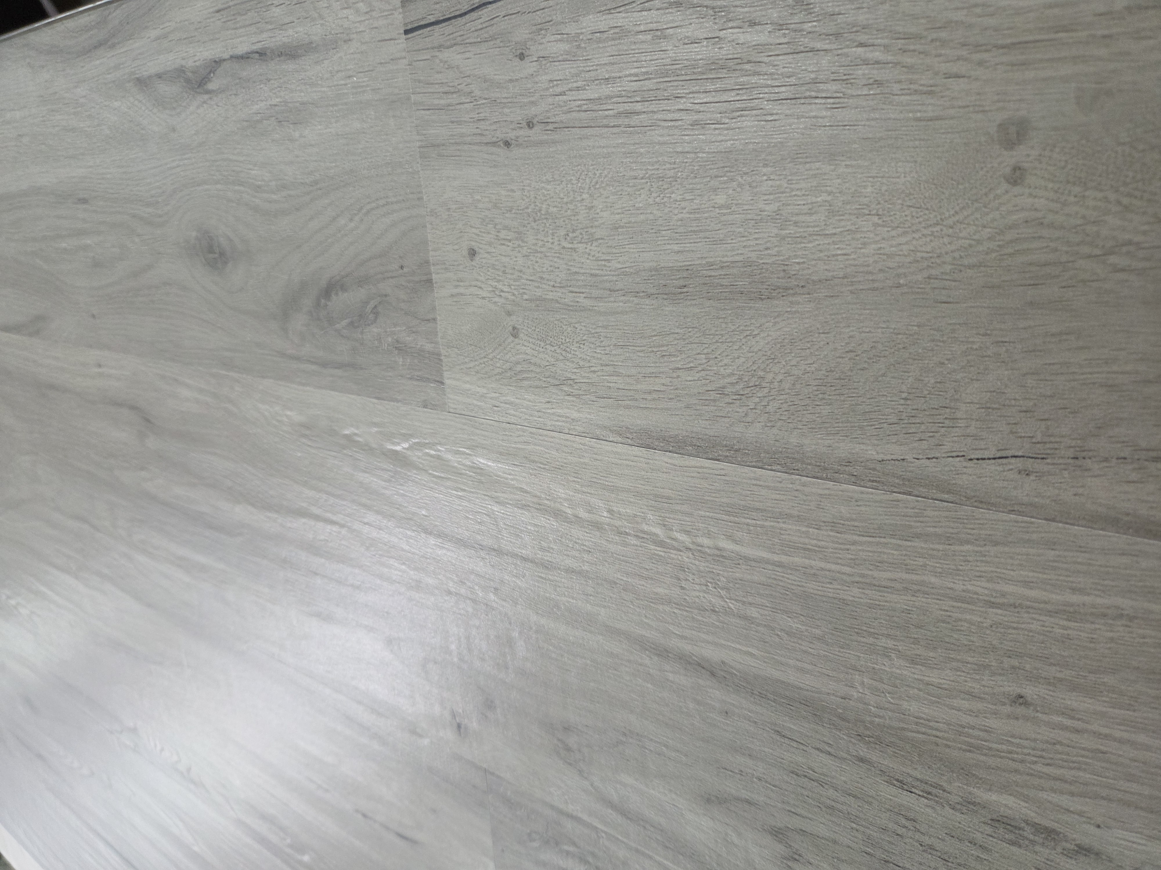 Restposten Fliese Holzoptik Eicheoptik 20x120 cm Grau "Sagano" Feinsteinzeug rektifiziert
