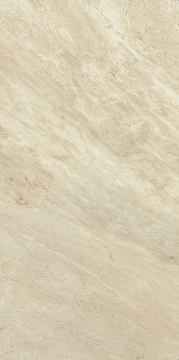 Freisteller der Refin Prestigio Kaleidos Ambra Lucido im Format 60x120 cm mit glänzender Breccia-Marmoroptik, warmen Creme- und Beigetönen sowie feiner, lebendiger Natursteinzeichnung