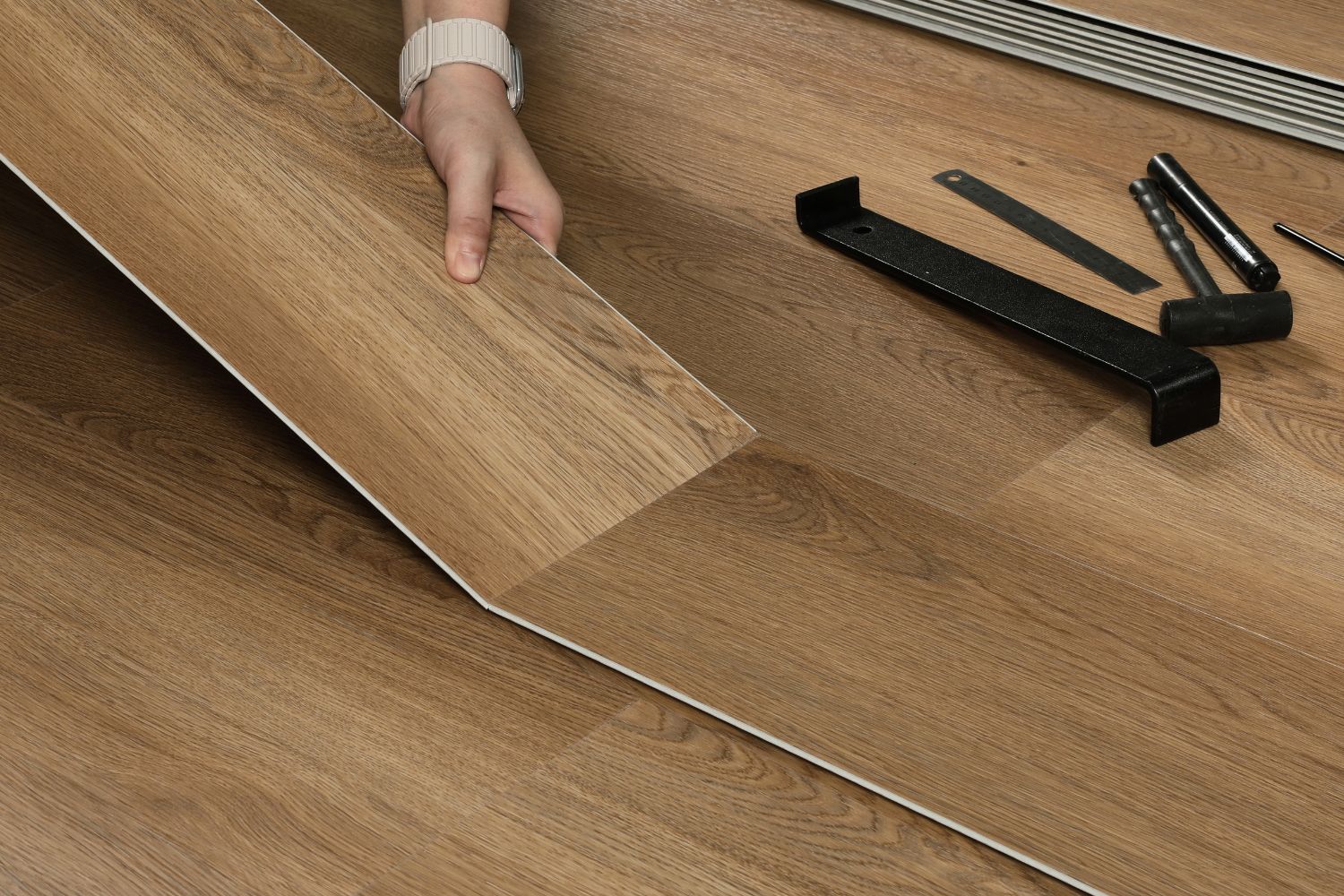 SPC Klick-Vinyl "Landhaus" Eiche warm 18,3x122x0,65 cm matt mit Trittschalldämmung