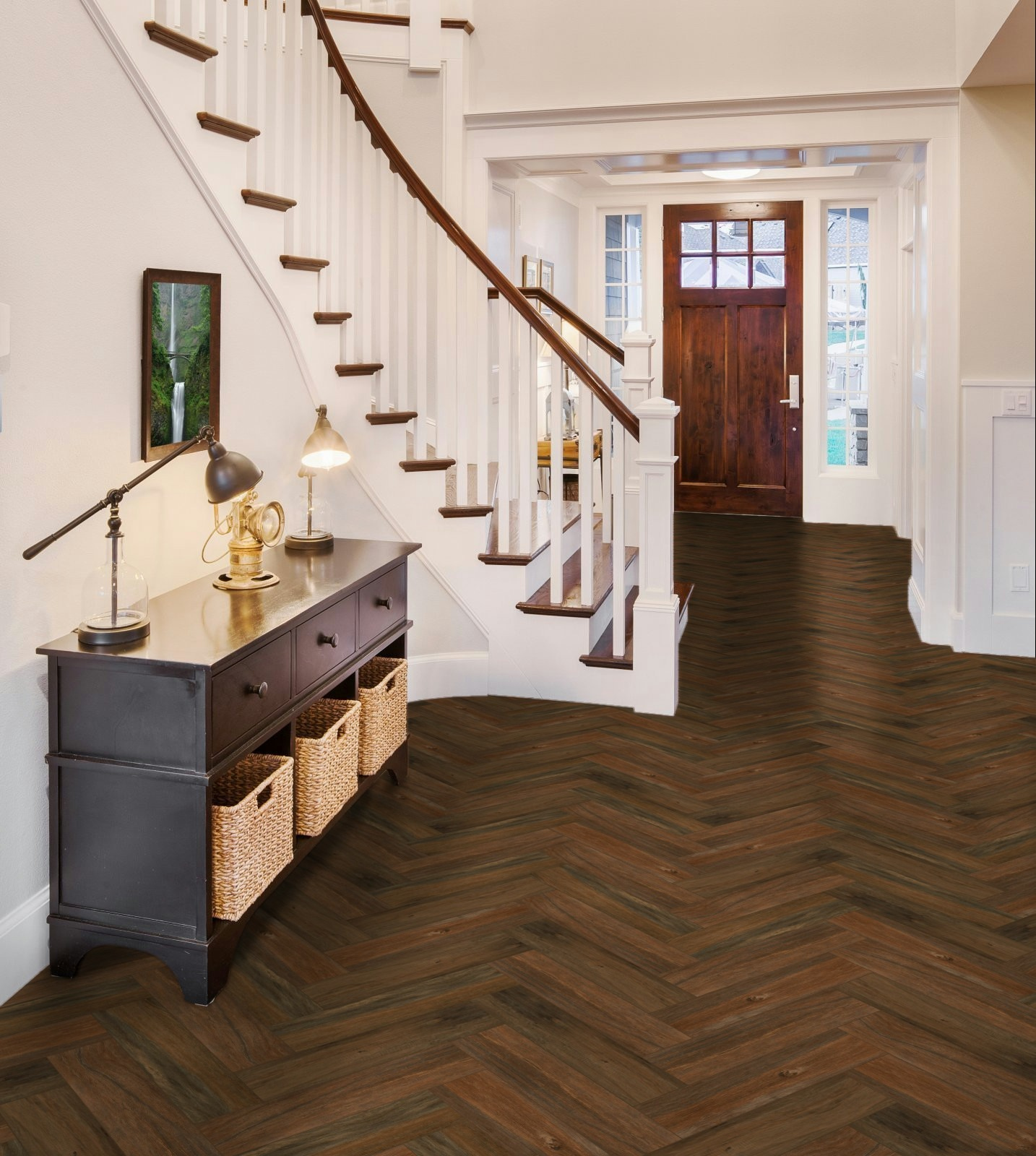 Fliese Eiche-Holzoptik Fischgrät 10x40 cm I Lecci Verniciato Herringbone dunkelbraun Ambiente Flur