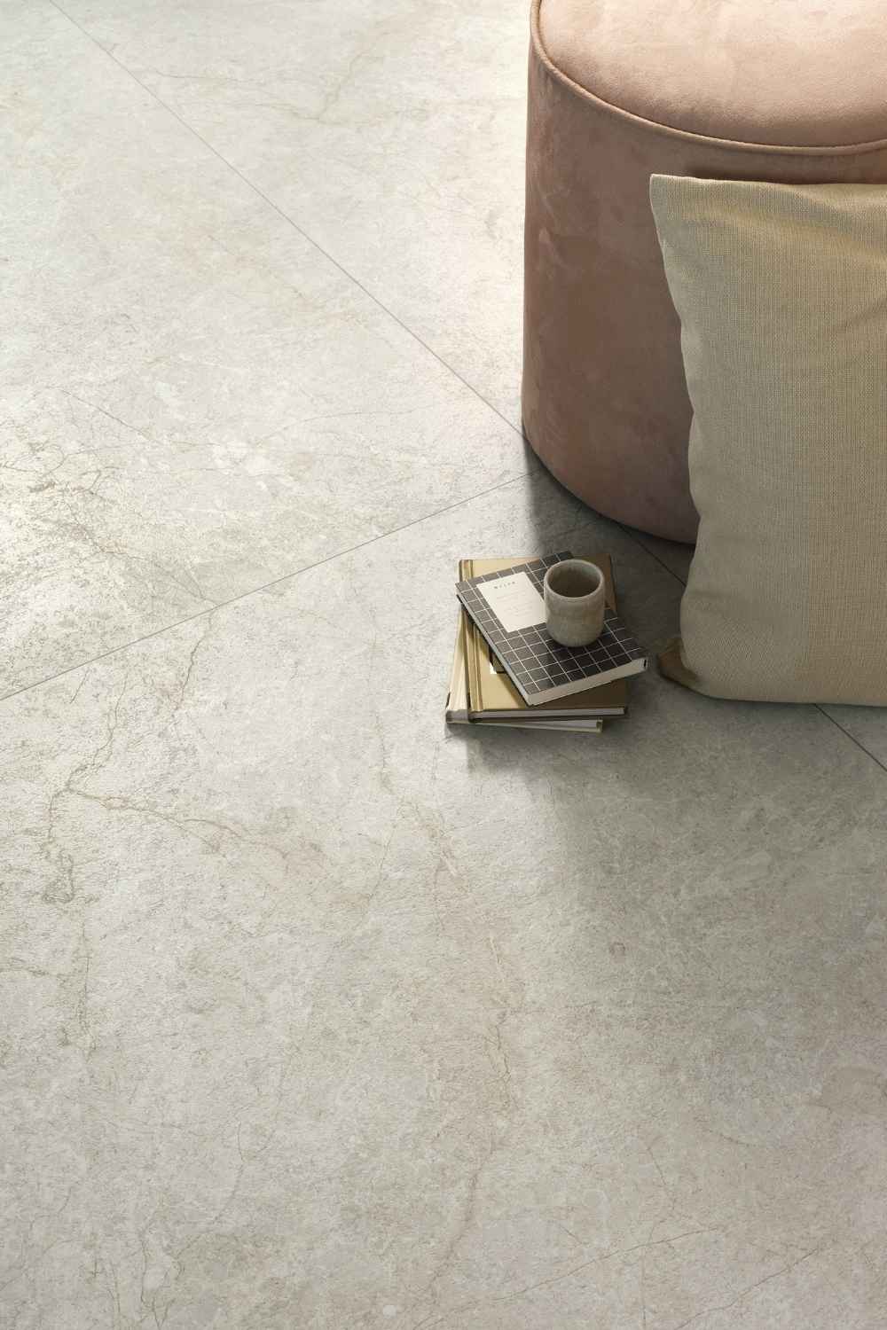 Monocibec Dorico matt mit heller Natursteinstruktur