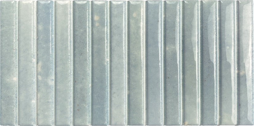 Stäbchenfliesen 11,5 x 23,1 cm "Kit-Kat Water glossy" hellblau glänzend Feinsteinzeug  