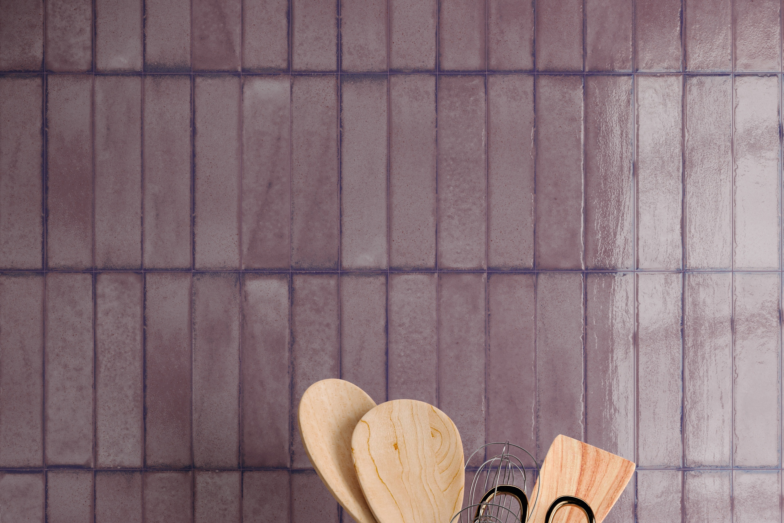 Fliese glasiert unregelmäßige Oberfläche "Tetris Orchid" lila glänzend 5x20 cm poliert Fliese glasiert unregelmäßige Oberfläche "Tetris Orchid" lila glänzend 5x20 cm poliert