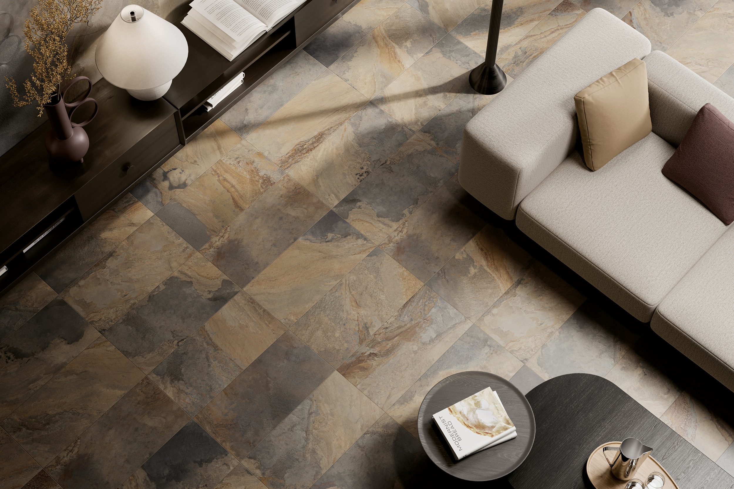 Fliese in Steinoptik Deep Stone Natural von La Fabbrica als Bodenfliese im Wohnzimmer