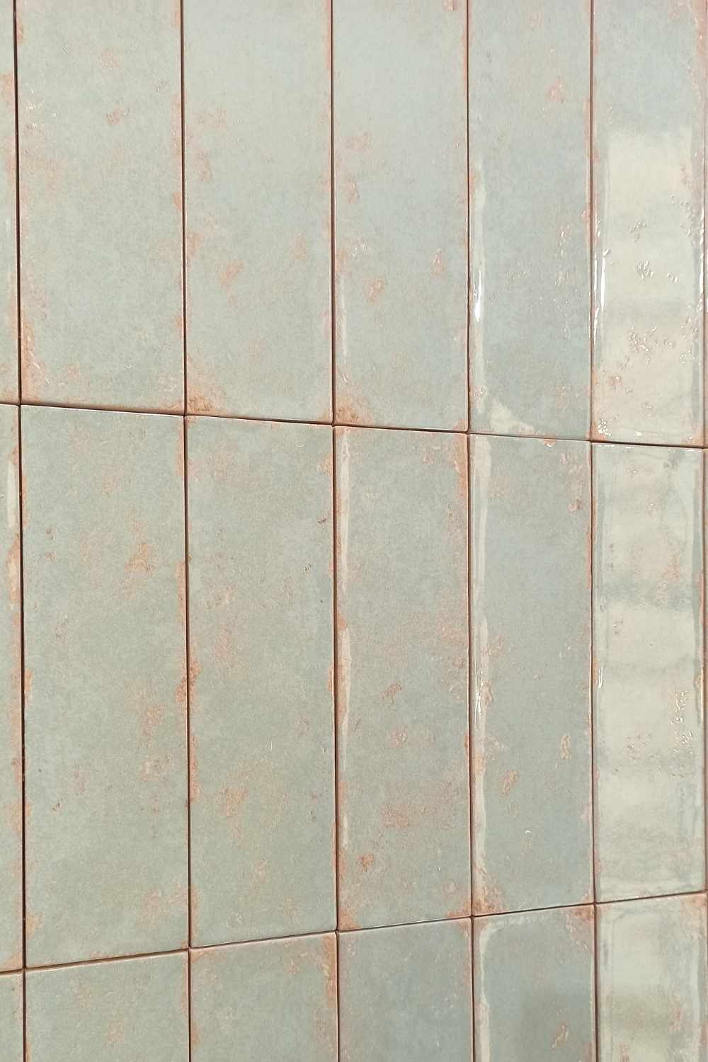 Zellige Fliesen 6,9x24 cm "Antik Verde" hellgrün glänzend Feinsteinzeug