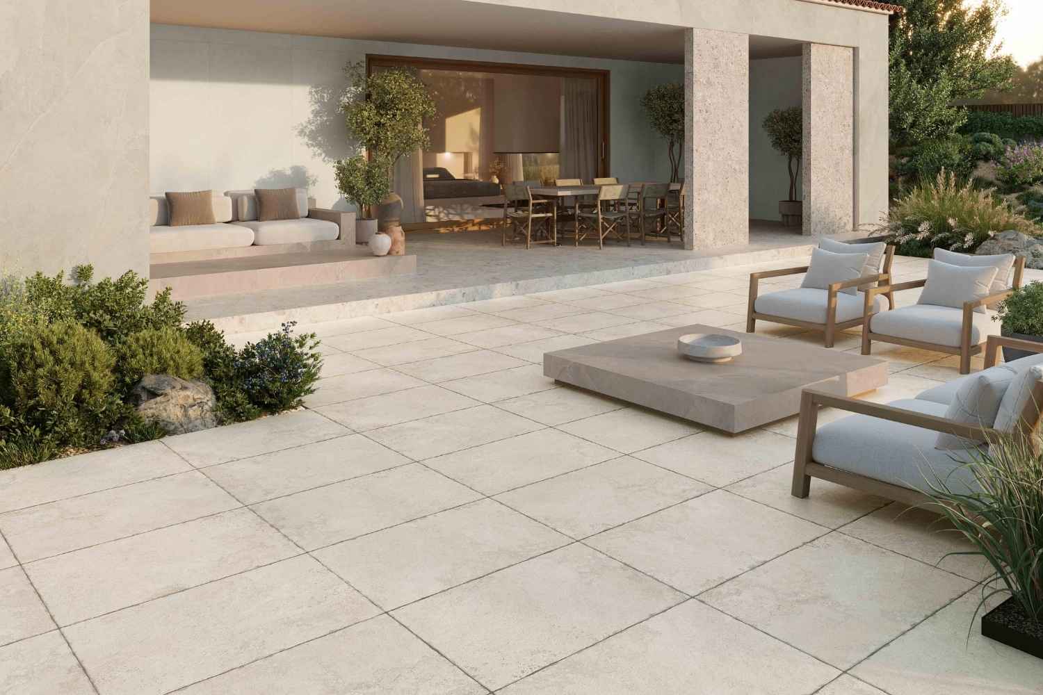 Terrassenplatte Steinoptik hellbeige 60x90 cm rustikale Kante "Montpellier Cream" Feinsteinzeug